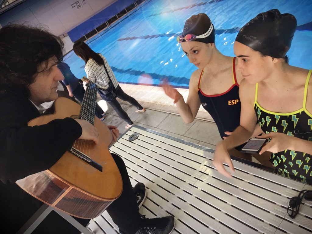 Cañizares con Ona Carbonell y Sara Saldaña